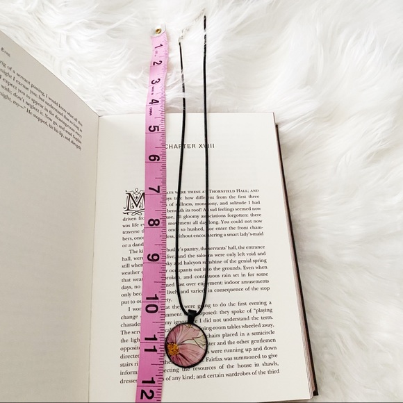 Beautiful Purple Floral Pendant • Necklace - Picture 2 of 6